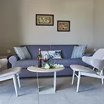 Hotel Sarti Beach *