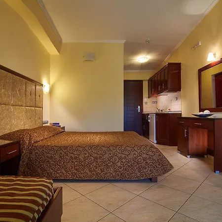 Hotel Sarti Beach Hotell *