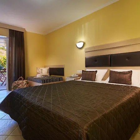 Hotel Sarti Beach *