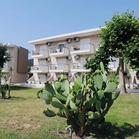 Hotel Sarti Beach سارتي