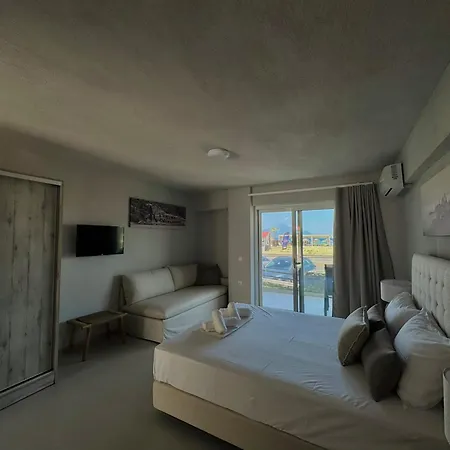 Hotel Sarti Beach
