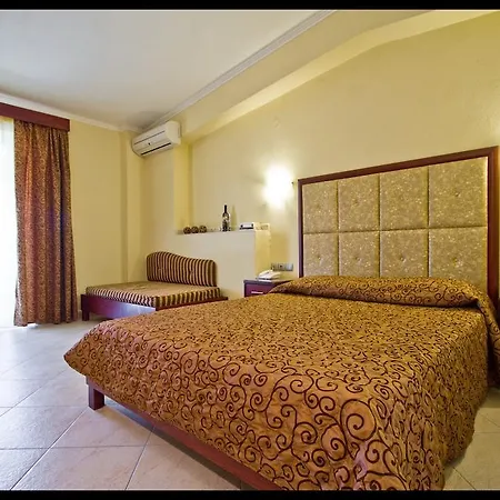 Hotel Sarti Beach سارتي