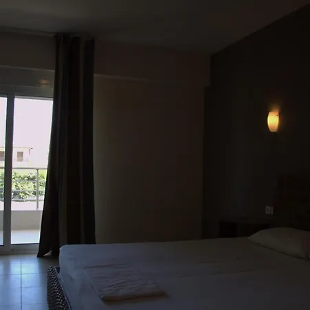 Hotel Sarti Beach * Σάρτη