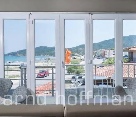 ホテル Hotel Sarti Beach サルティ
