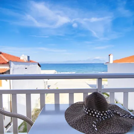 Hotel Sarti Beach ホテル サルティ