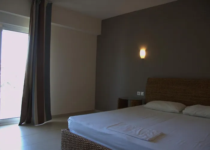 Hotel Sarti Beach