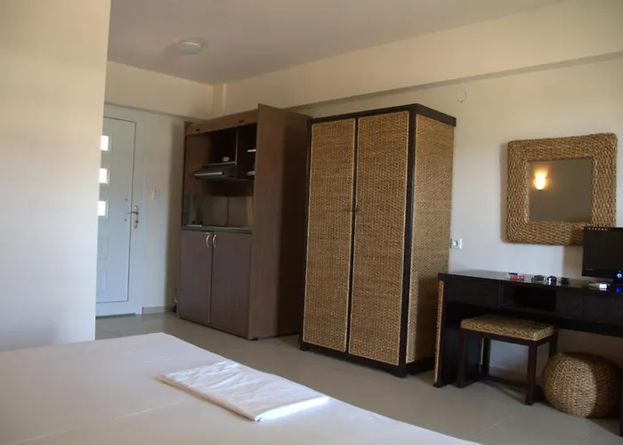 Отель Hotel Sarti Beach *