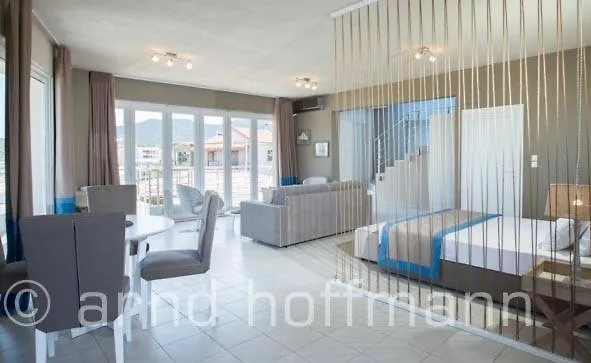 Hotel Sarti Beach * Сарти