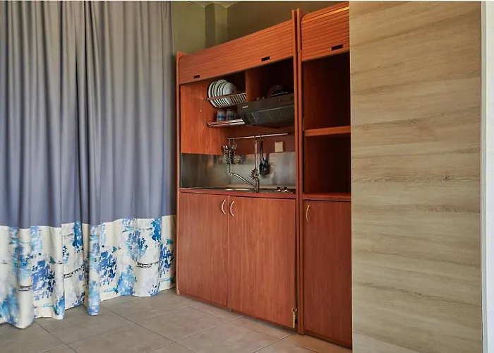 Hotel Sarti Beach